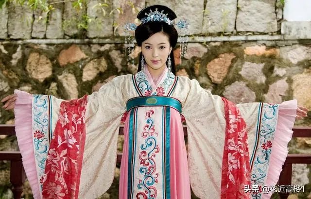 神雕侠侣中的南海神尼到底是谁？