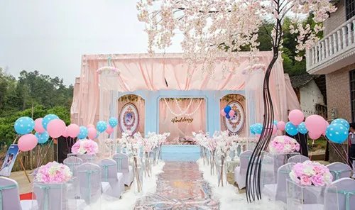 河南婚庆一般多少钱  结婚不请婚庆可以吗