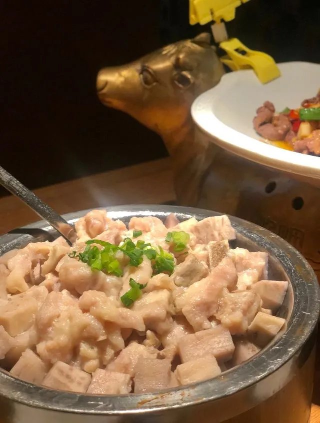 外地人去长沙玩，想问有哪些口碑比较好的店铺推荐一下呗？