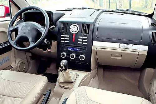 广汽长丰猎豹CS7的中控台