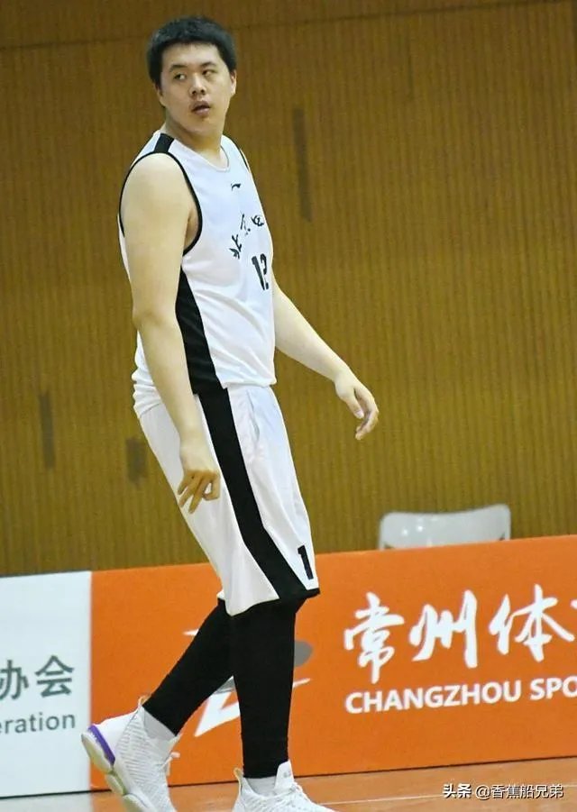 李楠、王治郅、巩晓彬的儿子都入选了国青男篮，巴特尔的儿子呢？