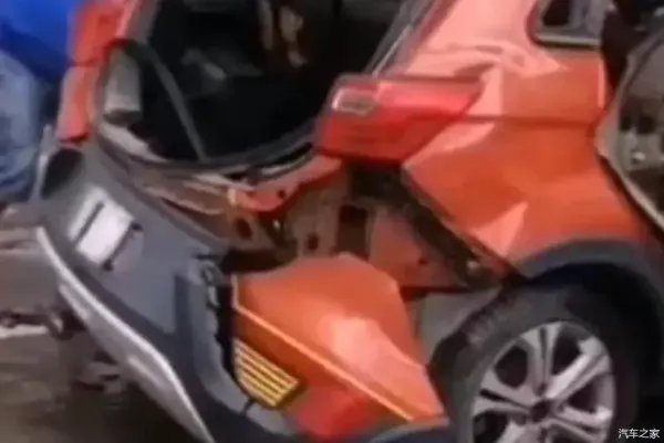 北汽轿车爆炸：这一次也许是我们错怪新能源了