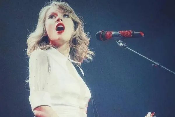 霉霉参加双十一晚会不设演唱环节，那她参加有何意义？