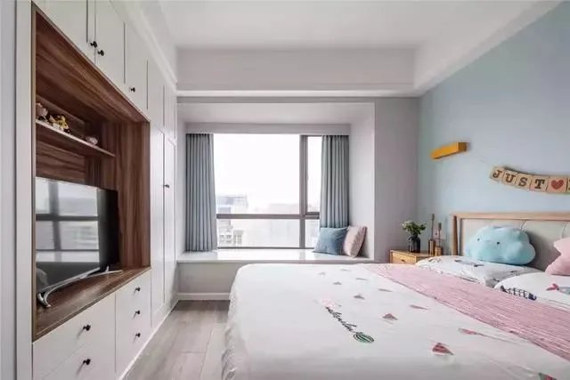 138平北欧三居室，文化石电视墙搭配原木家具，文艺又清新！