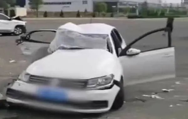 教练出车祸2名学员身亡事件，交警大队是如何回应的？