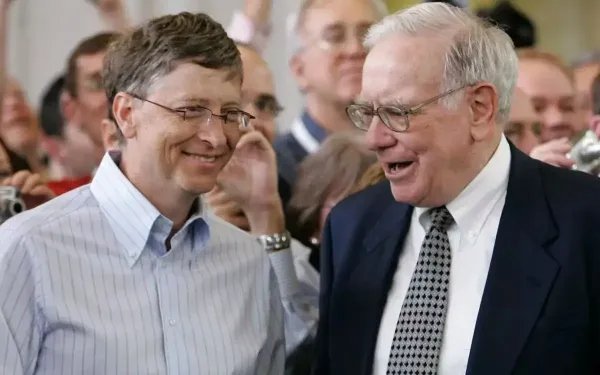 巴菲特卖了比亚迪，狂买西方石油，他此举会把新能源车带“崩”了吗？