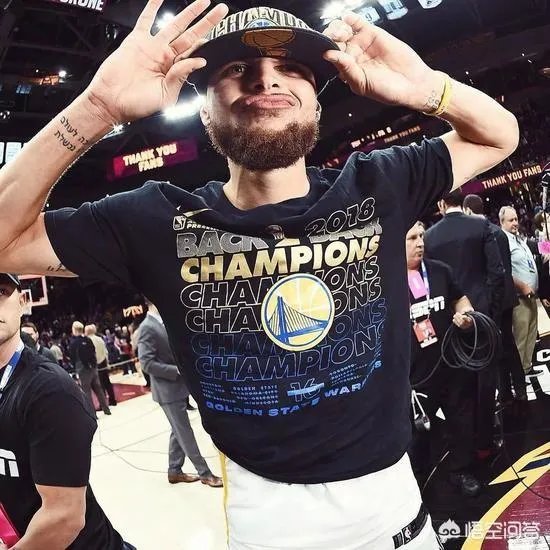 2047-2018赛季库里的出勤率创下新低,你认为库里值得4000万年薪吗?