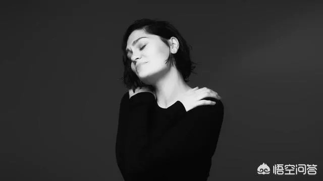 如何看待外籍歌手Jessie J在《歌手2018》上夺得歌王？