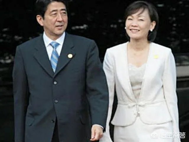 支持率创新低，安倍内阁会因为“地价门”辞职么？