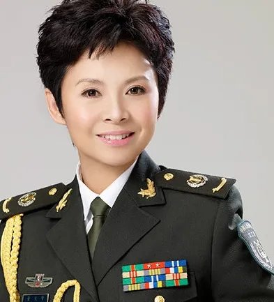 董文华自述与赖昌星浴照事件 退隐娱乐圈多年原因何在？