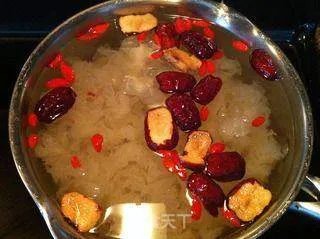 穷人的燕窝 银耳雪梨汤