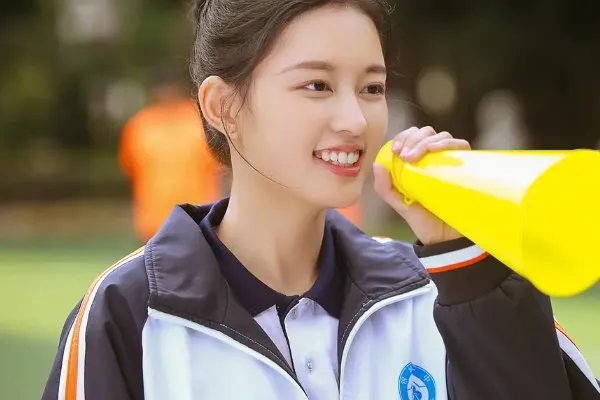 如何评价国产偶像剧《满满喜欢你》?