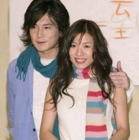 侯湘婷与隆宸翰同居震惊网友 两人曾经相恋并怀孕