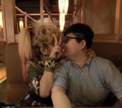 好生硬刘雅婷瘦照曝光 网友质疑她台上台下判若两人