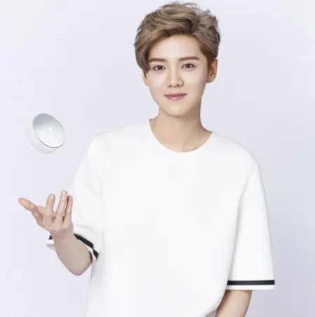 关晓彤和鹿晗约会被偶遇，感情好像老夫老妻，他们之间有哪些相处之道？