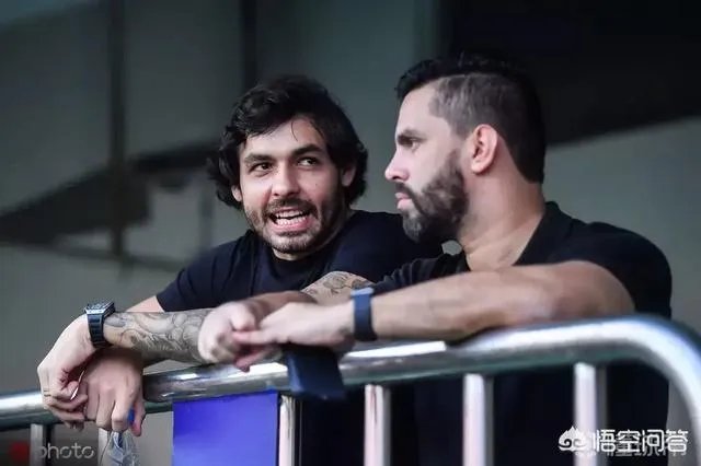 如果高拉特、李可被正式规划,以后在中超上场还算外援名额吗?