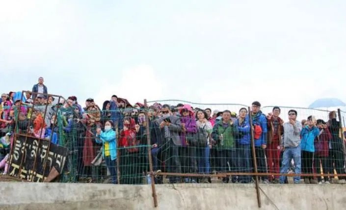 天葬礼真实照片：揭秘色达天葬全过程（图文）