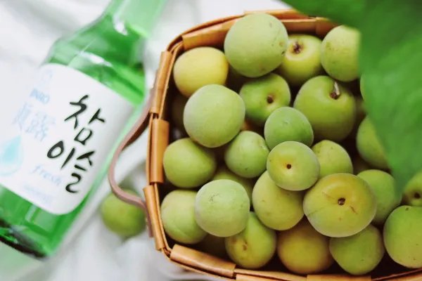 青梅酒的制作方法步骤