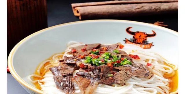 外地人去长沙玩，想问有哪些口碑比较好的店铺推荐一下呗？