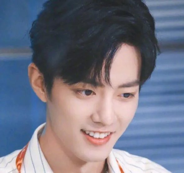 肖战新剧官宣成男二，番位被降引粉丝不满，番位对于演员来说真的很重要吗？