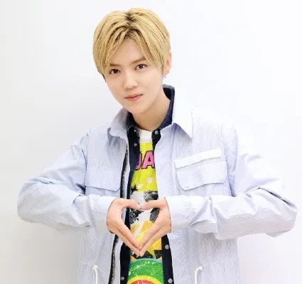 关晓彤和鹿晗约会被偶遇，感情好像老夫老妻，他们之间有哪些相处之道？