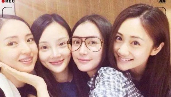 李小璐有哪些闺蜜？