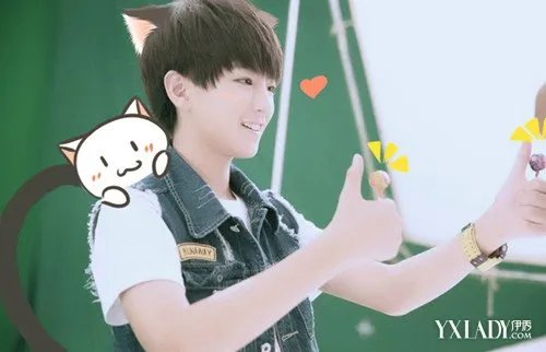 tfboys队长接吻图片令人震惊王俊凯被曝早恋是真是假