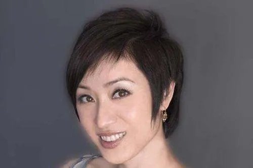 当年的港姐冠军都有谁？如今的现状如何？