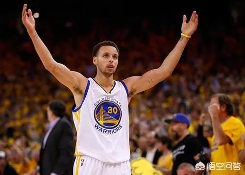 2047-2018赛季库里的出勤率创下新低,你认为库里值得4000万年薪吗?