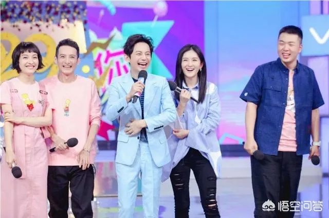 小s和谢娜相比，你认为谁的主持能力强？