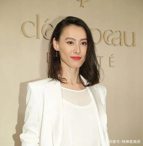 梁洛施首次晒李泽楷送她的豪宅，网友感慨：当初对她是真爱。你觉得呢？