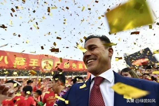 无语！恒大上赛季中超奖杯丢了，目前还在寻找，你怎么看？