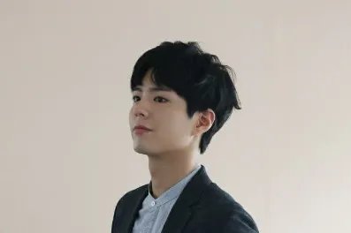 朴宝剑在休假完后就会正式退伍，他是从什么时候开始服兵役的？