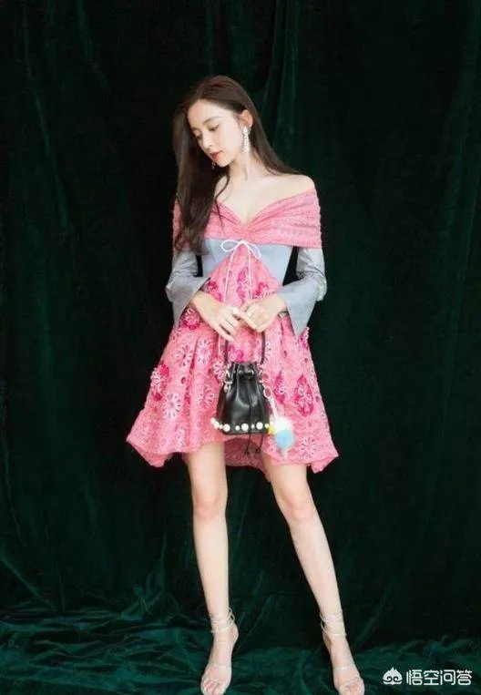 靠美腿或身材意外走红的明星有哪些？