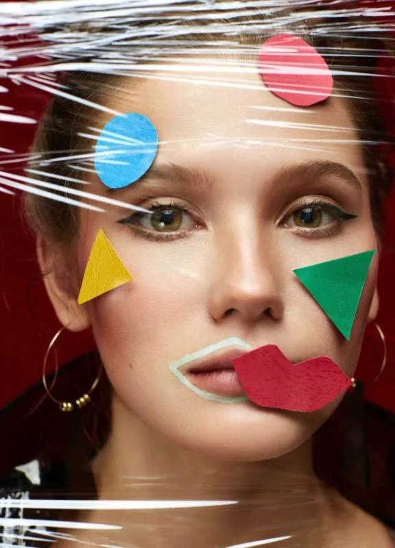 请问专业学摄影的学校有哪些啊。。