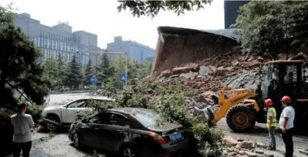 西安明秦王府城墙坍塌,哪个部门应该对此负责?