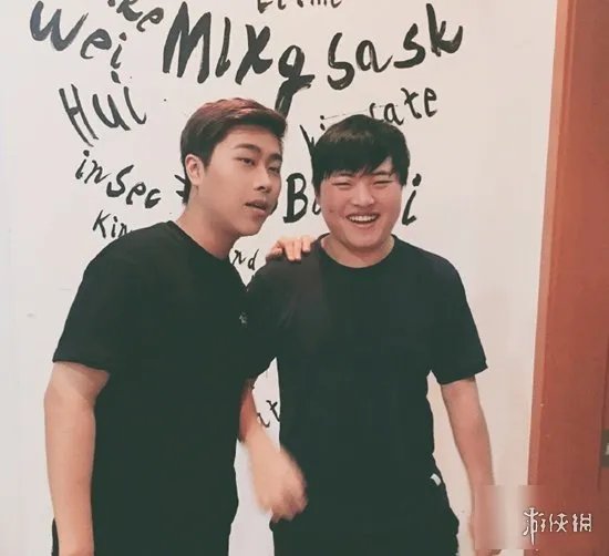 55开粉丝贴吧求助Uzi 网友：等你打上国服第一再说吧