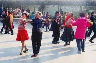 广场舞为何会成为“中国第一运动”?