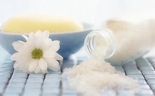 洗米水的作用有哪些 淘米水原来有这么强大的功效