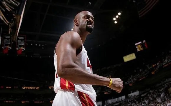 你如何评价莫宁的职业生涯？