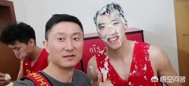 男篮蓝队对阵黎巴嫩的世预赛，陶汉林1分钟上场时间也未获得得分，对此你怎么看？