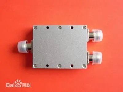 移动的只能装一个机顶盒,我要装两台电视怎么处理